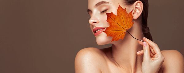 Comment prendre soin de sa peau pendant la période de transition entre l'été et l'automne ?